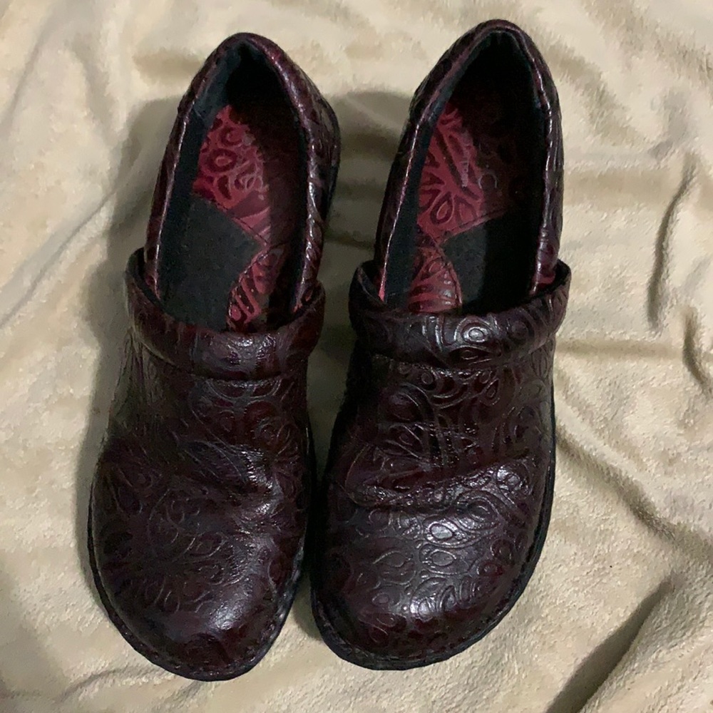 b.o.c professional/work shoes.